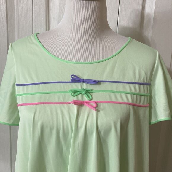 Vintage 2 Pc Lorraine Green Nylon Babydoll Nightgown and Robe Peignoir - Picture 11 of 16